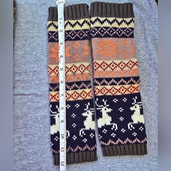 Scarf and Fingerless Hand Warmers (SCA7) - Picture 2 of 2